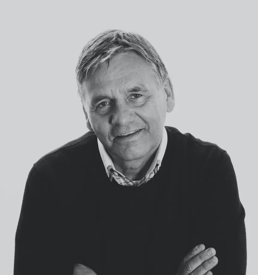 Leiv O. Holstad